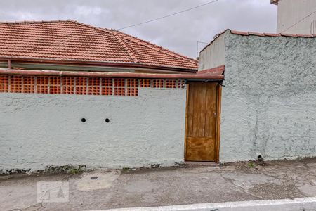 Casa à venda com 220m², 3 quartos e 2 vagasFachada