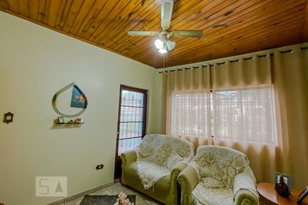 Sala de casa à venda com 3 quartos, 220m² em Cidade Mãe do Céu, São Paulo