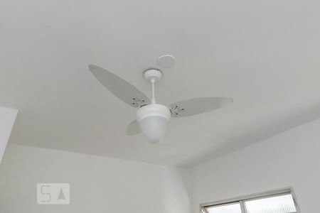 Quarto - Ventilador de apartamento para alugar com 1 quarto, 100m² em Olaria, Rio de Janeiro