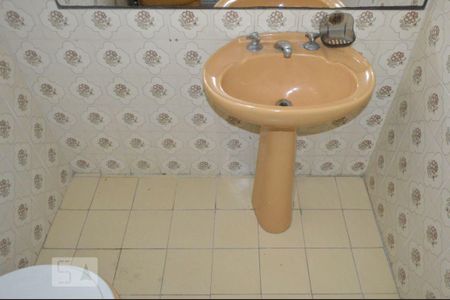 Apartamento à venda com 103m², 3 quartos e 1 vagaBanheiro Social