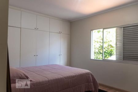 Casa à venda com 200m², 4 quartos e 4 vagasQuarto 3