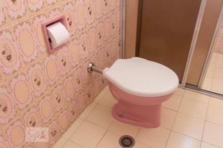 Casa à venda com 200m², 4 quartos e 4 vagasQuarto 3 - suite