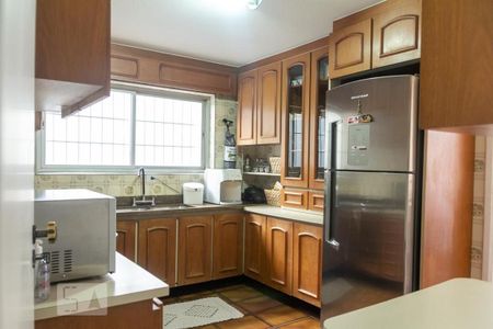 Casa à venda com 200m², 4 quartos e 4 vagasCozinha