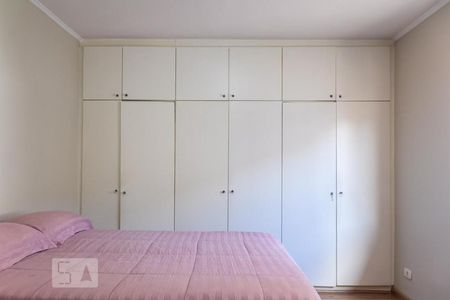 Casa à venda com 200m², 4 quartos e 4 vagasQuarto 3