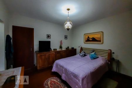 Apartamento à venda com 228m², 4 quartos e 3 vagasSuíte 2