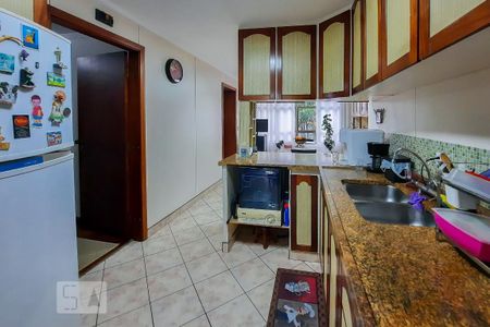 Apartamento à venda com 228m², 4 quartos e 3 vagasCozinha