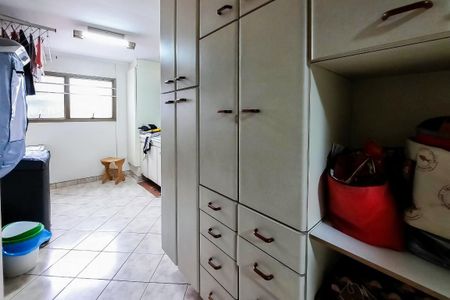 Apartamento à venda com 228m², 4 quartos e 3 vagasÁrea de Serviço
