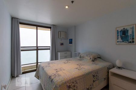 Quarto 1 de apartamento para alugar com 2 quartos, 72m² em Botafogo, Rio de Janeiro