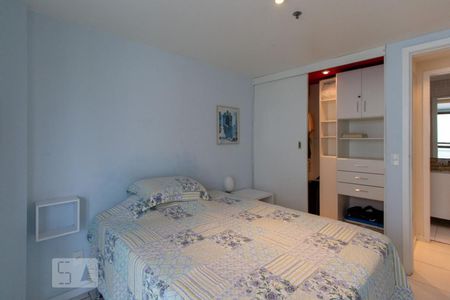 Quarto 1 de apartamento para alugar com 2 quartos, 72m² em Botafogo, Rio de Janeiro