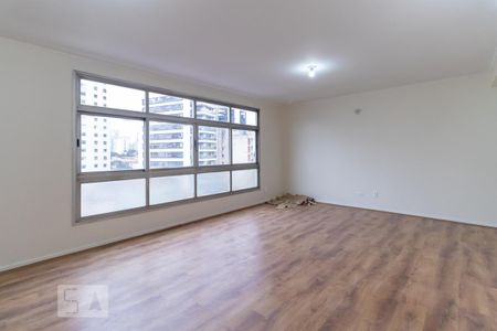 Apartamento para alugar com 130m², 3 quartos e 1 vaga Apartamento para alugar com 130m², 3 quartos e 1 vagaSala