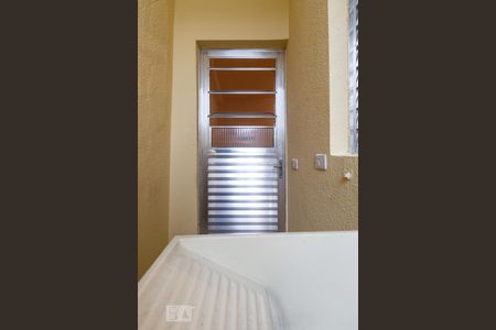 Casa para alugar com 80m², 2 quartos e sem vagaÁrea de Serviço