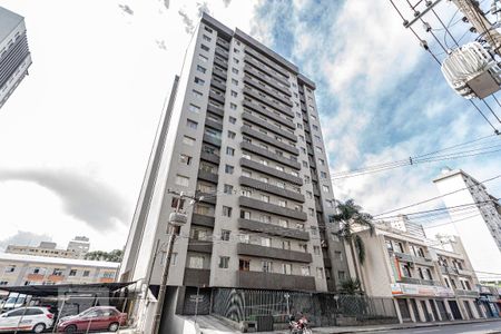 Fachada de apartamento para alugar com 1 quarto, 41m² em Centro, Curitiba