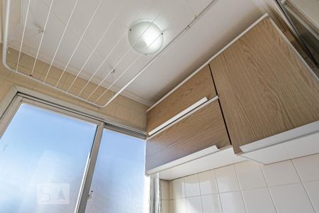 Cozinha e Área de Serviço de apartamento para alugar com 1 quarto, 41m² em Centro, Curitiba