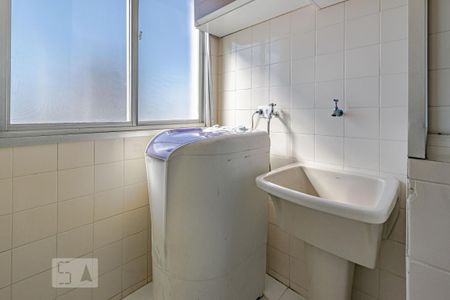 Cozinha e Área de Serviço de apartamento para alugar com 1 quarto, 41m² em Centro, Curitiba