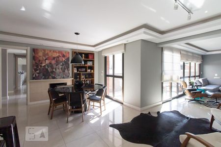 Sala de apartamento à venda com 3 quartos, 181m² em Auxiliadora, Porto Alegre
