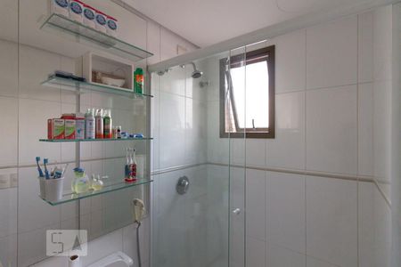 Apartamento à venda com 181m², 3 quartos e 2 vagasBanheiro do Quarto 1