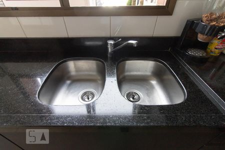 Apartamento à venda com 181m², 3 quartos e 2 vagasCozinha - Torneira