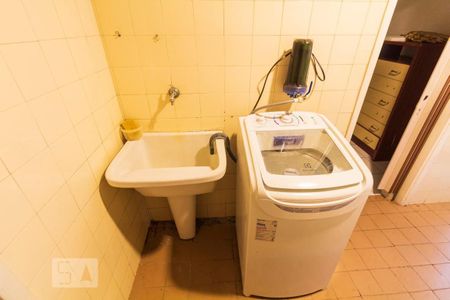 Apartamento para alugar com 70m², 2 quartos e 1 vagaÁrea de Serviço