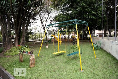 Apartamento para alugar com 70m², 2 quartos e 1 vagaÁrea Comum - Playground