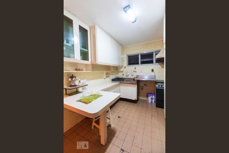 Apartamento para alugar com 70m², 2 quartos e 1 vagaCozinha