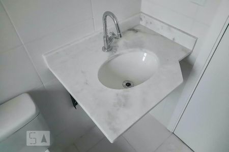 Apartamento para alugar com 53m², 2 quartos e 1 vaga Apartamento para alugar com 53m², 2 quartos e 1 vagaBanheiro