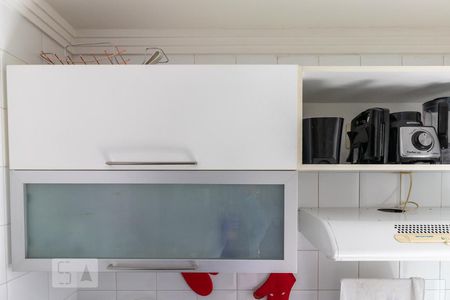 Casa de condomínio à venda com 140m², 3 quartos e 2 vagasCozinha - Armários