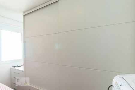 Casa de condomínio à venda com 140m², 3 quartos e 2 vagasQuarto 1 - Armários