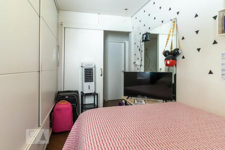 Quarto 1 de casa de condomínio para alugar com 3 quartos, 140m² em Vila Sofia, São Paulo