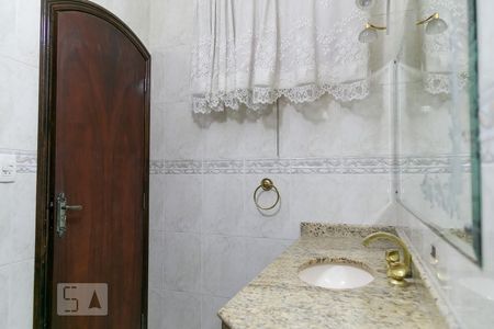 Casa à venda com 600m², 5 quartos e 7 vagasBanheiro 