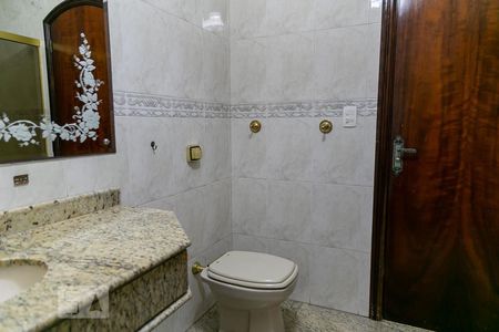 Casa à venda com 600m², 5 quartos e 7 vagasBanheiro 
