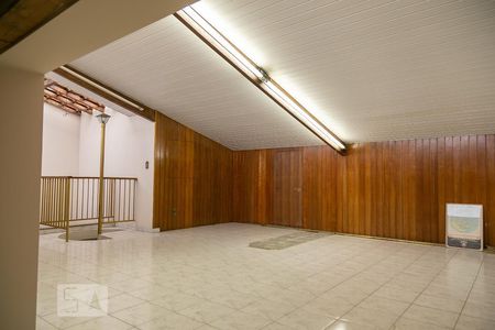 Casa à venda com 600m², 5 quartos e 7 vagasÁrea de lazer/4º piso