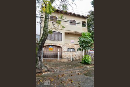 Casa à venda com 600m², 5 quartos e 7 vagasFachada