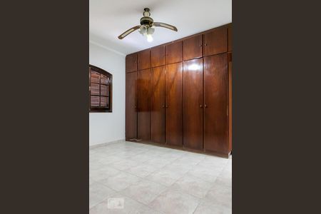 Casa à venda com 600m², 5 quartos e 7 vagasSuíte 5