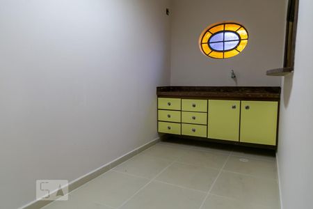 Casa à venda com 600m², 5 quartos e 7 vagasCozinha garagem