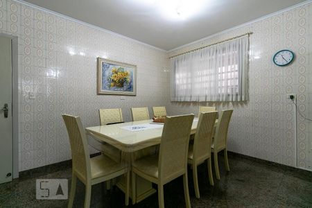 Casa à venda com 407m², 3 quartos e 8 vagasCopa