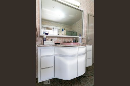 Casa à venda com 407m², 3 quartos e 8 vagasBanheiro 3