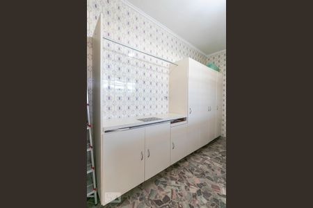 Casa à venda com 407m², 3 quartos e 8 vagasÁrea de Serviço