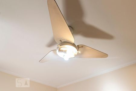 Casa à venda com 407m², 3 quartos e 8 vagasQuarto 3 - Ventilador