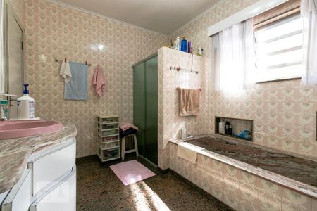 Casa à venda com 407m², 3 quartos e 8 vagasBanheiro 3