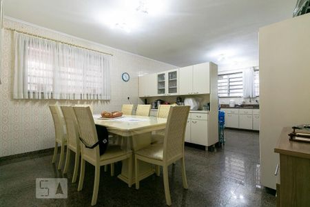 Casa à venda com 407m², 3 quartos e 8 vagasCopa