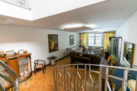 Casa à venda com 407m², 3 quartos e 8 vagasSala