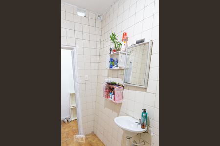 Casa à venda com 275m², 2 quartos e 1 vagaCasa 2 - Banheiro