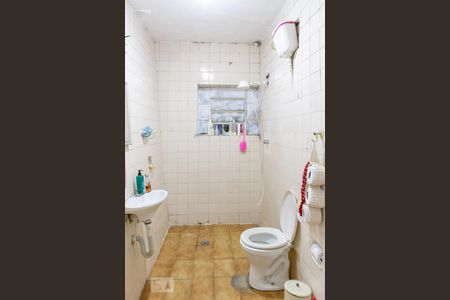 Casa à venda com 275m², 2 quartos e 1 vagaCasa 2 - Banheiro