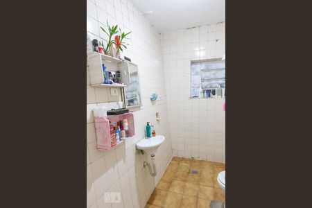 Casa à venda com 275m², 2 quartos e 1 vagaCasa 2 - Banheiro