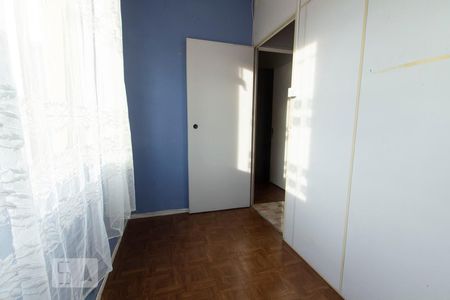 Quarto 2 de apartamento para alugar com 1 quarto, 38m² em Azenha, Porto Alegre