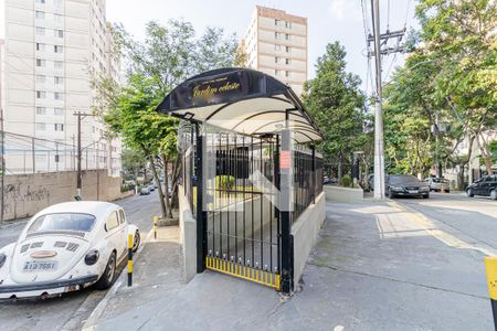 Apartamento para alugar com 51m², 2 quartos e 1 vaga Apartamento para alugar com 51m², 2 quartos e 1 vagaFachada