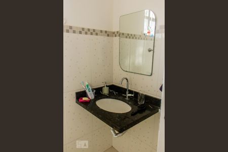 Casa à venda com 230m², 5 quartos e 4 vagasBanheiro da Edícula