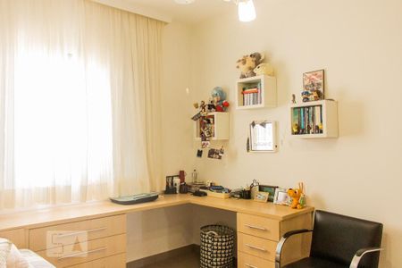 Casa à venda com 230m², 5 quartos e 4 vagasQuarto 1