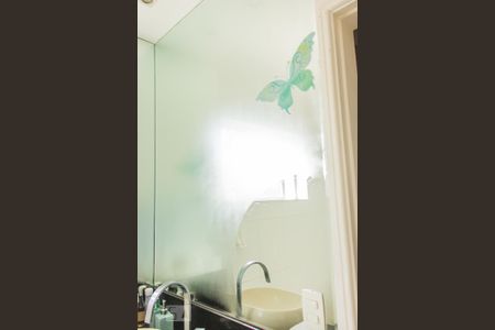 Casa à venda com 230m², 5 quartos e 4 vagasEspelho