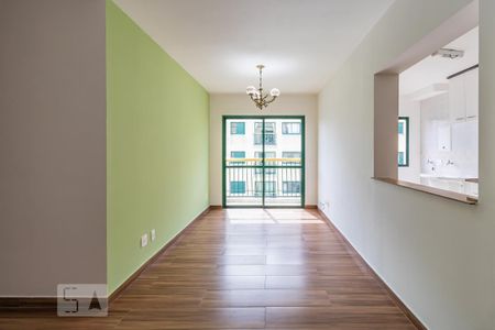 Apartamento para alugar com 80m², 3 quartos e 2 vagasSala